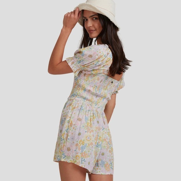 🔥🔥BILLABONG - SUNDANCE PLAYSUIT🔥🔥 - Picture 4 of 11